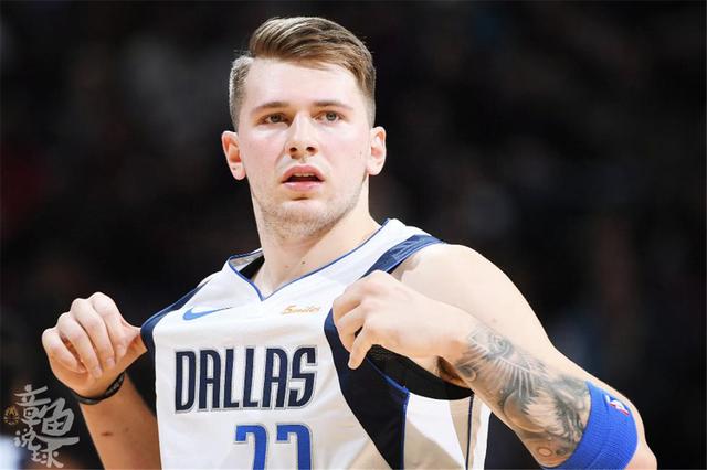 游客在参观 游客在参观